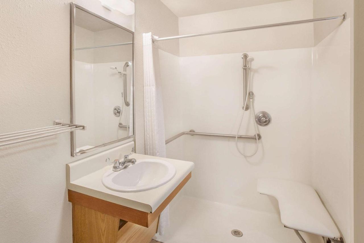 Woodspring Suites Waco Near University Экстерьер фото